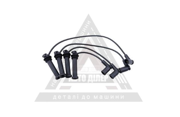 Комплект высоковольтных кабелей FIESTA V (JH_, JD_), MONDEO III (B5Y), MONDEO III Лифтбек (B4Y), MONDEO III Turnier (BWY)