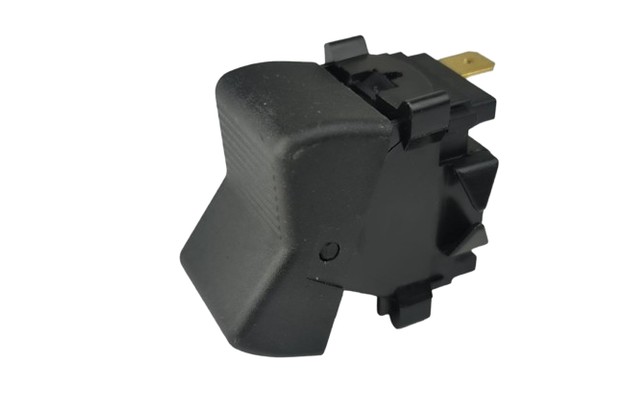 Кнопка (клавіша) універсальна (3 контакти) SKADI