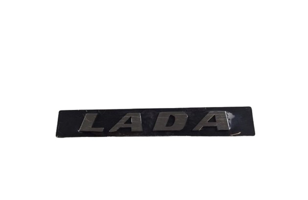 Эмблема задняя 2105-07 (LADA маленькая)