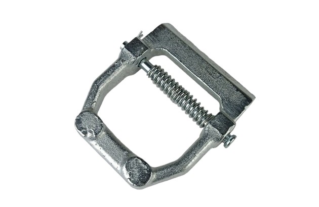 Важіль притискного супорта 2121-21214 (пряжка) SKADI