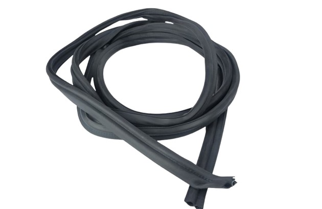 Уплотнитель багажника 2172 (4027 мм) SKADI